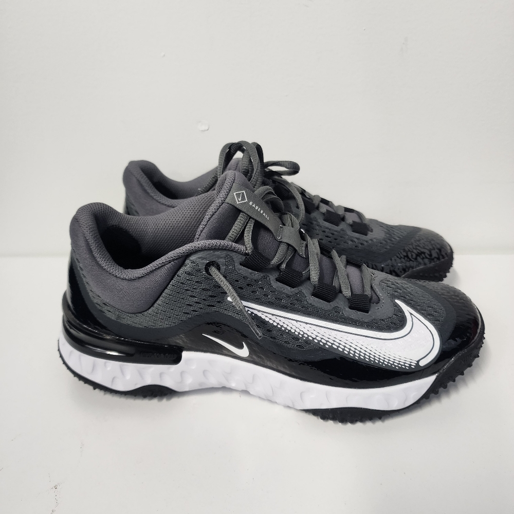 Nike Men's Alpha Turf Shoe